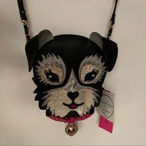 Betsey Johnson Crossbody Purse. (NWT)